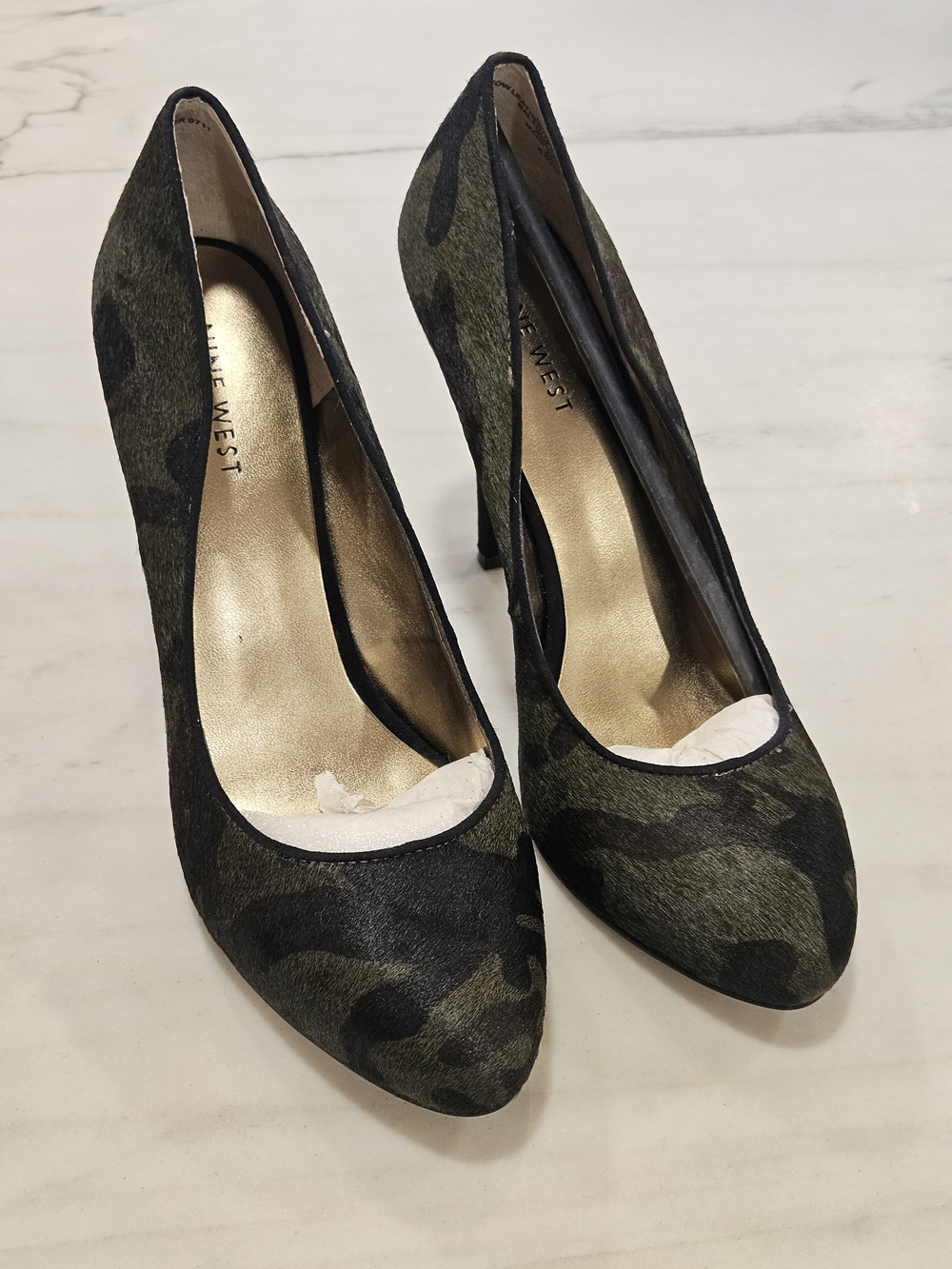 Nine West Finney Green Camo Hair on Hide Leather Heels Pumps